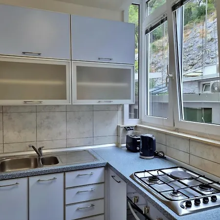 Anka Apartment *