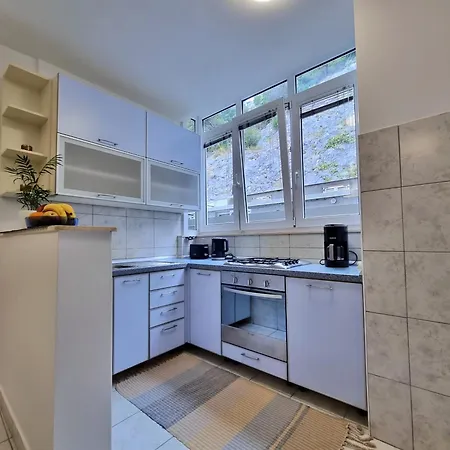 Anka Apartment