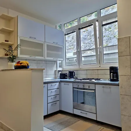 Apartment Anka Omis