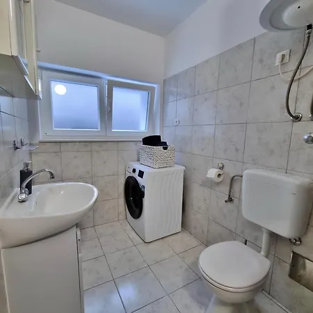 Anka Apartman *